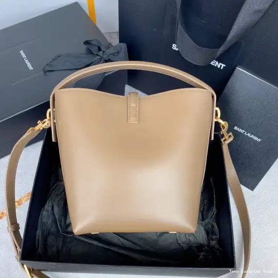 Tony Luxuries LE YSL BAG-17*20*13CM  SMALL 37 0630